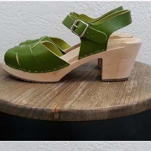 Lotta From Stockholm Apple Green Clogs size 40